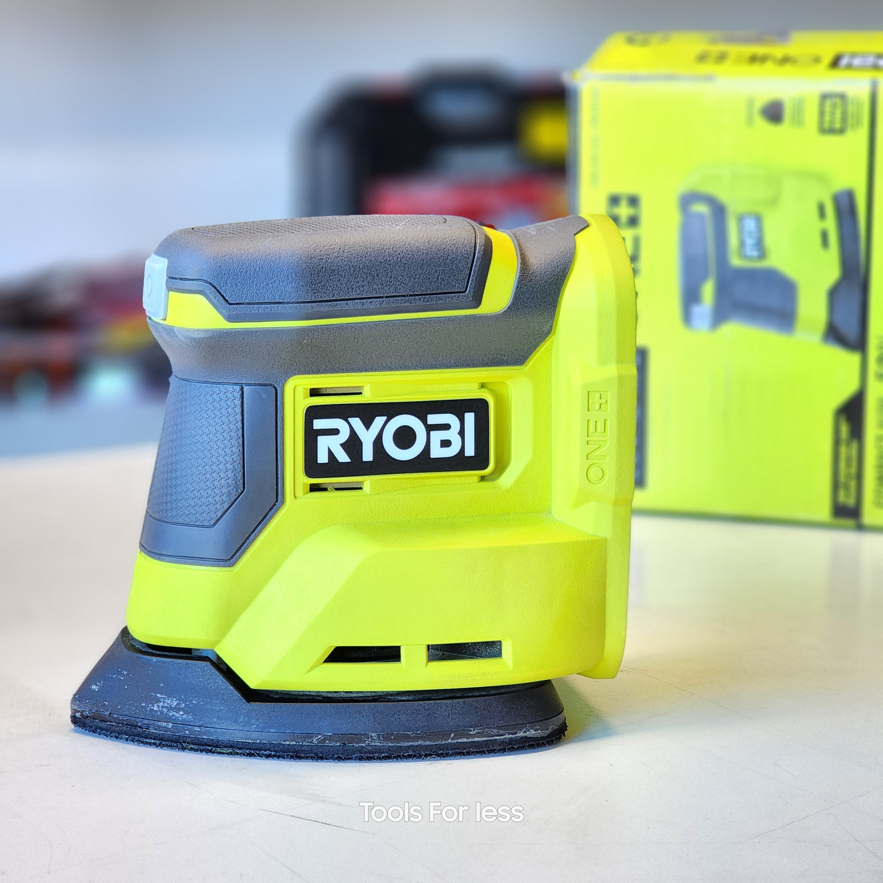 ONE+ 18V CORDLESS CORNER CAT FINISH SANDER (TOOL ONLY) ONE+ 18V CORDLESS CORNER CAT FINISH SANDER (TOOL ONLY)